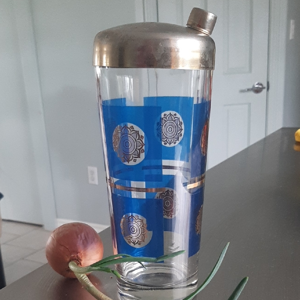 70's☮VINTAGE Blue/Gold Cocktail Shaker